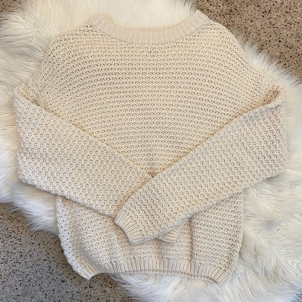 White Sweater | Universal Thread | Small